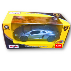 Maisto Lamborghini Die-Cast Car β Premium Collection (1:32 Scale)