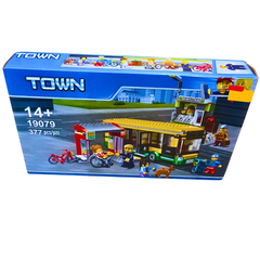 Town City Bus Stop Building Set – 377-Piece Public Transport Playset with Newsstand, Bus & Mini Figures (Ages 14+)