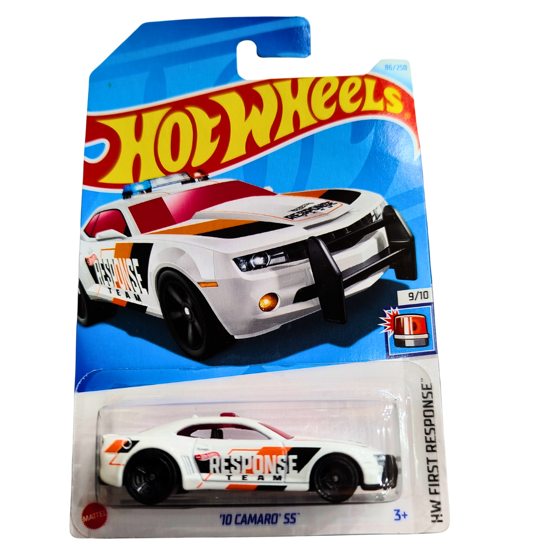 🚓 Hot Wheels '10 Camaro SS – Response Team Police Car Die-Cast Toy for Kids (3+) | HW First Response Series