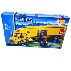 Cities Cargo Truck Building Set – 298-Piece Delivery Truck Toy with Mini Figures (Ages 16+)