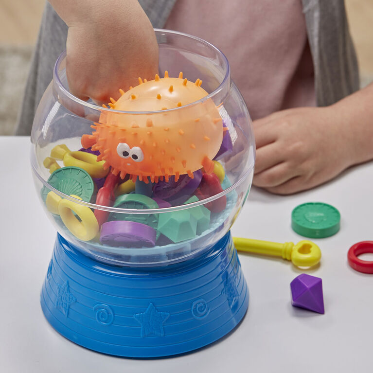 Hasbro Gaming Blowfish Blowup Game for Kids Ages 4 and Up
