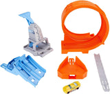 Hot Wheels Toy Car Track Set, Stunt Champion, Dual Track Loop with Dual Launcher, Includes 1:64 Scale Toy Car