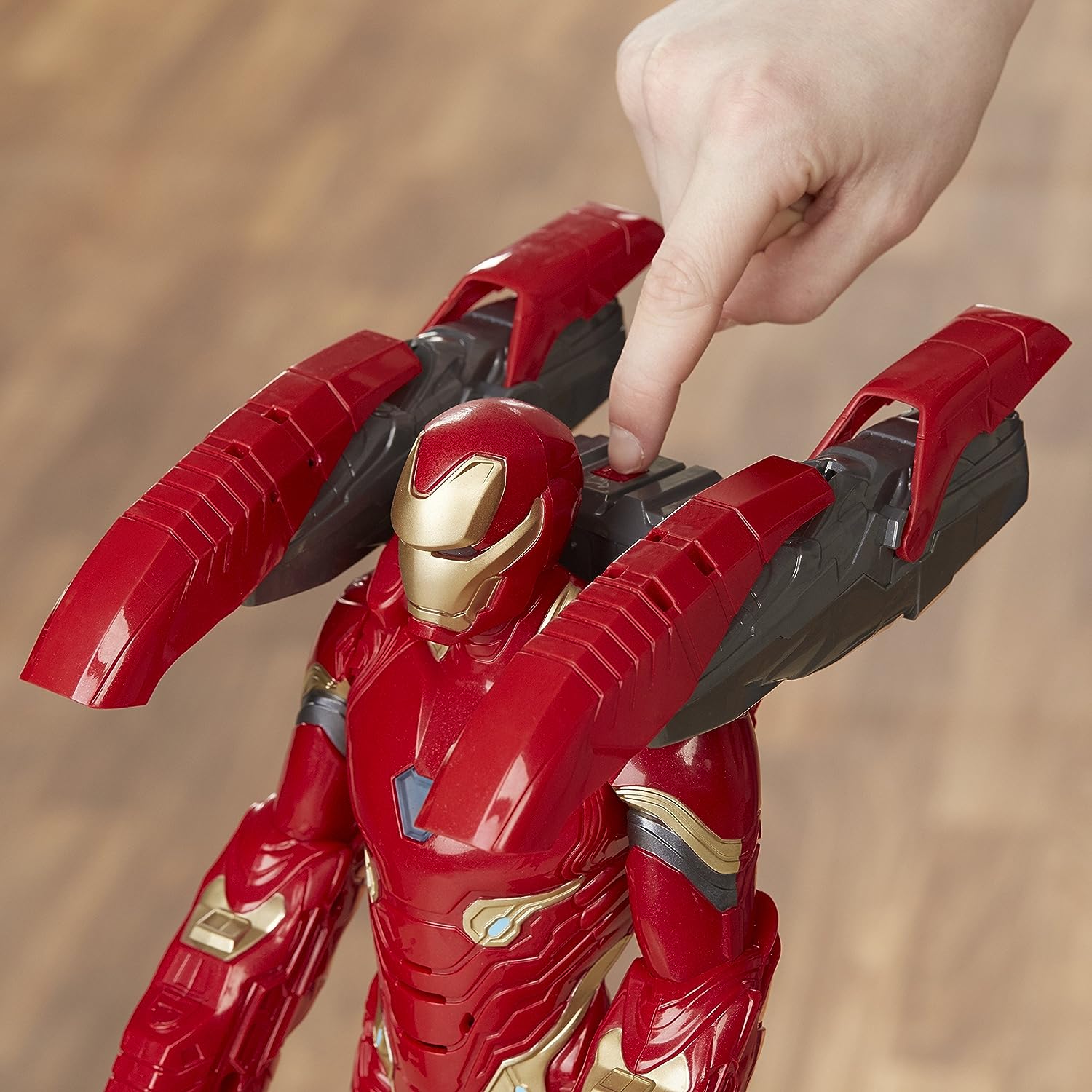 Avengers Marvel Infinity War Mission Tech Iron Man Figure