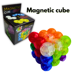 Magnetic Cube with 7 Style Panels: Unleash Your Creativity!