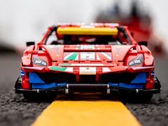 Build your own  Technic Ferrari 488 GTE AF CORSE #51