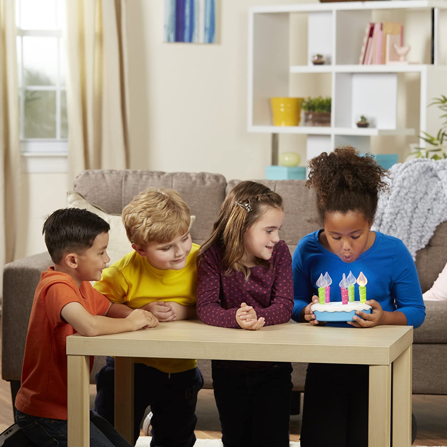 Hasbro Gaming Games – Happy Candles