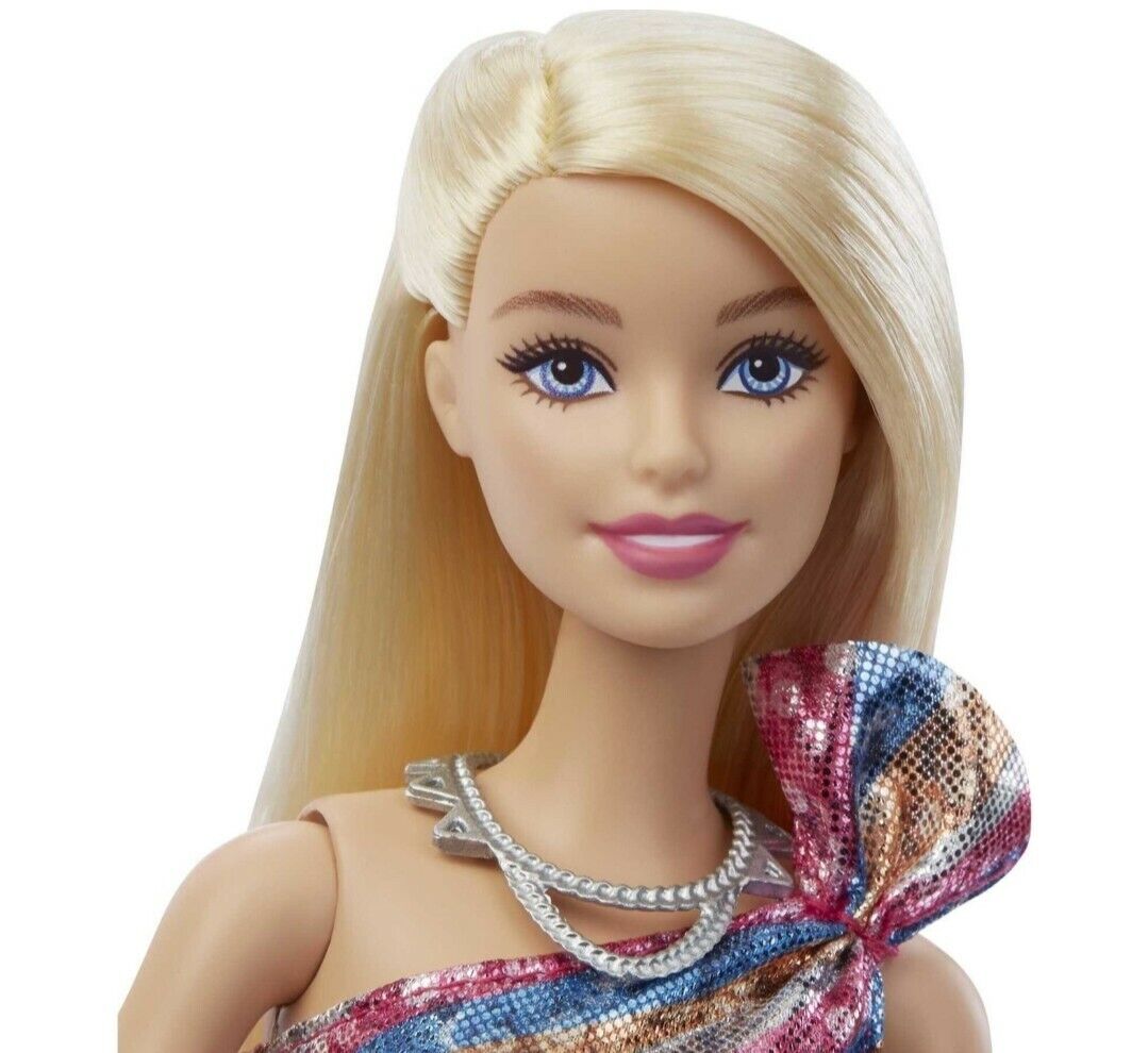 Malibu Roberts Light-Up Barbie - Big City, Big Dreams Musical Doll with Glowing Features for Kids